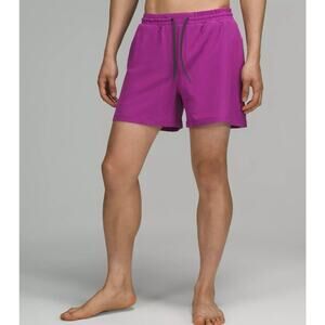 Lululemon Pool Short 5” Vivid Plum Mens Classic Fit - Size L